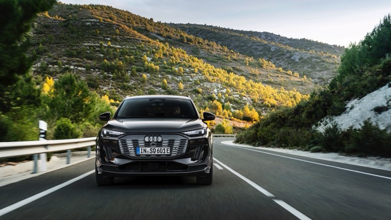 Audi SQ6 SUV e-tron(MY24) - 2