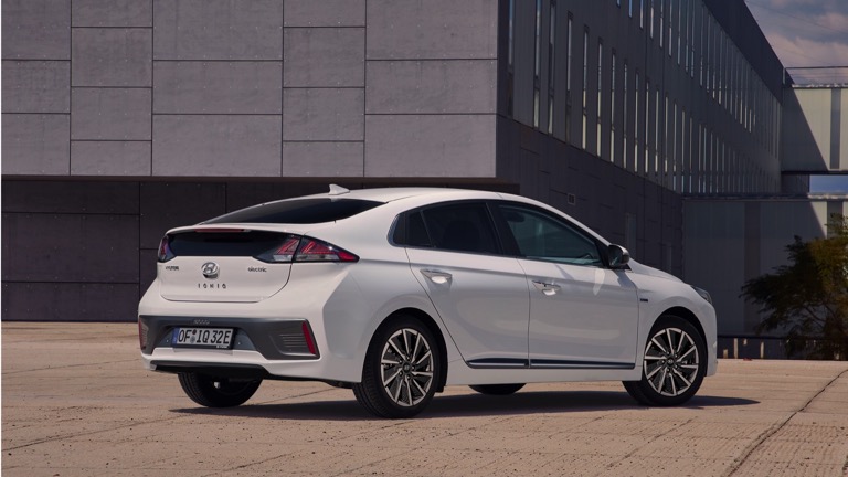 Hyundai IONIQ Electric - 2