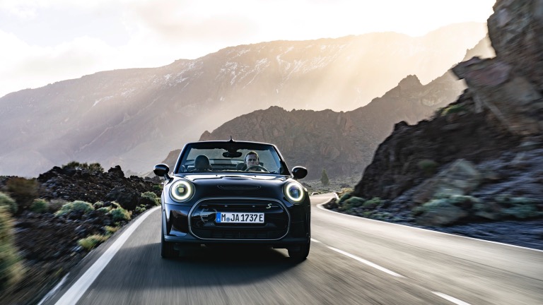 Mini Cooper SE Convertible - 2