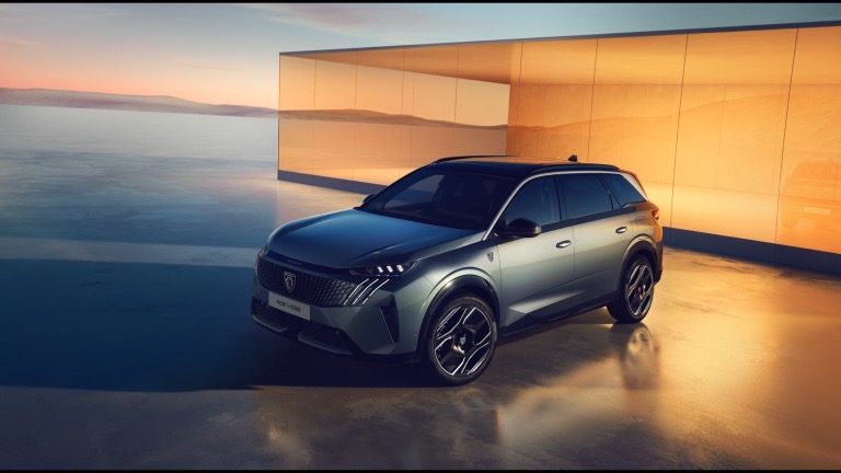Peugeot e-5008 97 kWh Long Range - 2