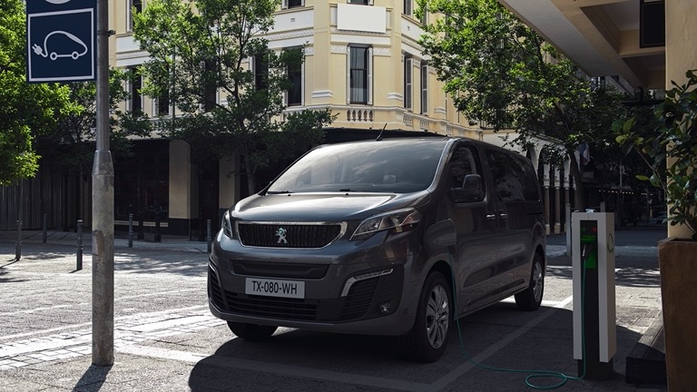 Peugeot e-Expert Combi Compact 50 kWh - 2