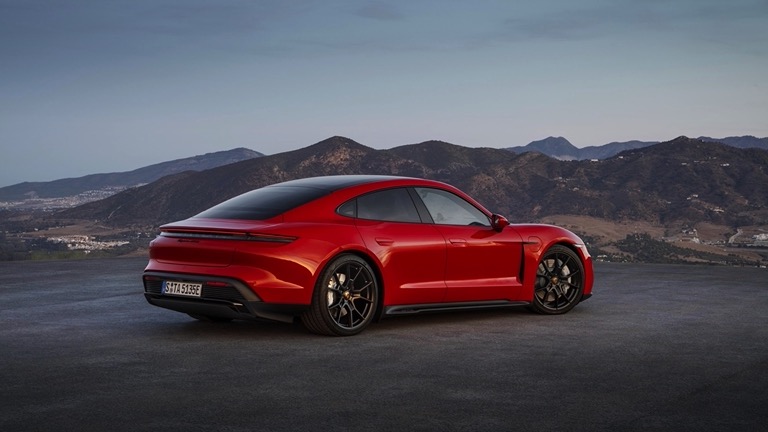 Porsche Taycan GTS - 2
