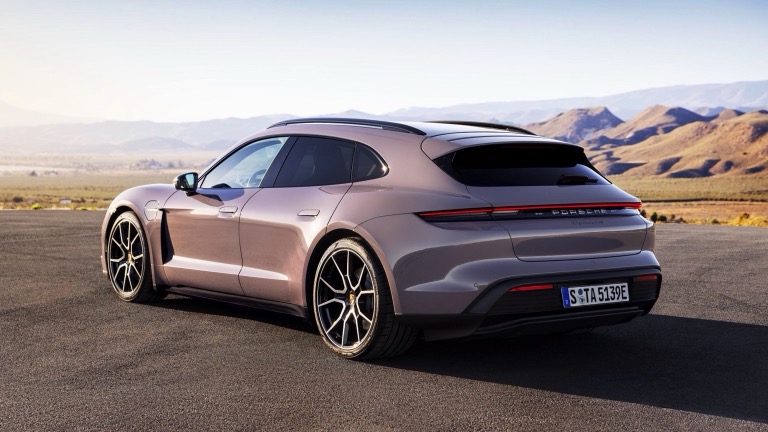 Porsche Taycan Turbo S Sport Turismo - 2