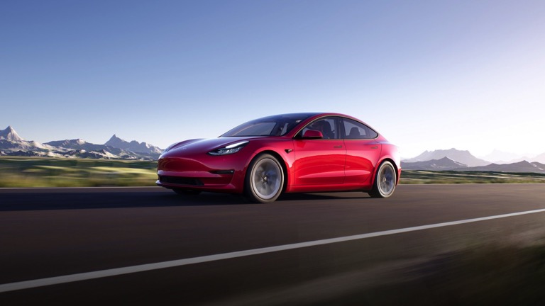 Tesla Model 3 Long Range AWD - 2